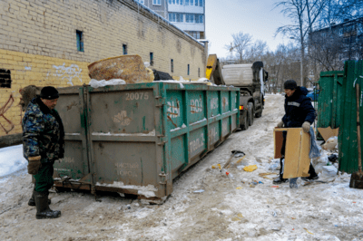 Вывоз мусора газелью грузчиками контейнером бункером